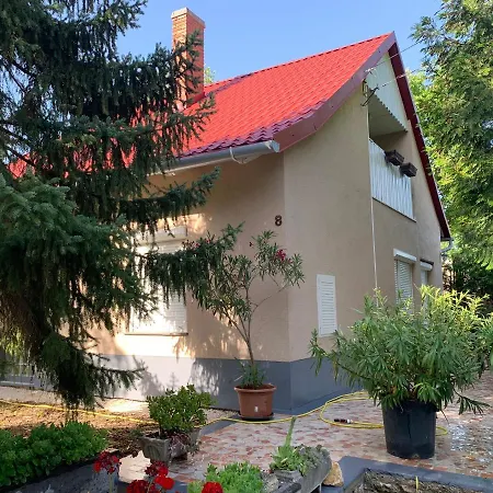 Pellegrini Apartman Balatonakali